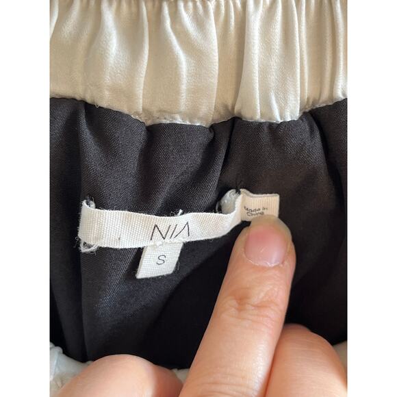 Nia The Brand Smith Black Bubble Mini Skirt Contrast Waistband K-Pop Small - Picture 4 of 7